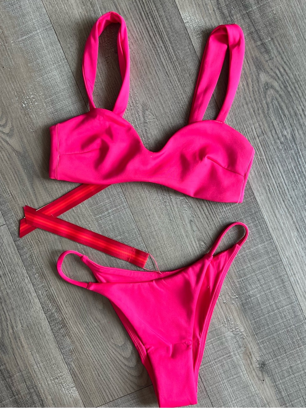 Left On Friday Bikini - Picture 5 of 9